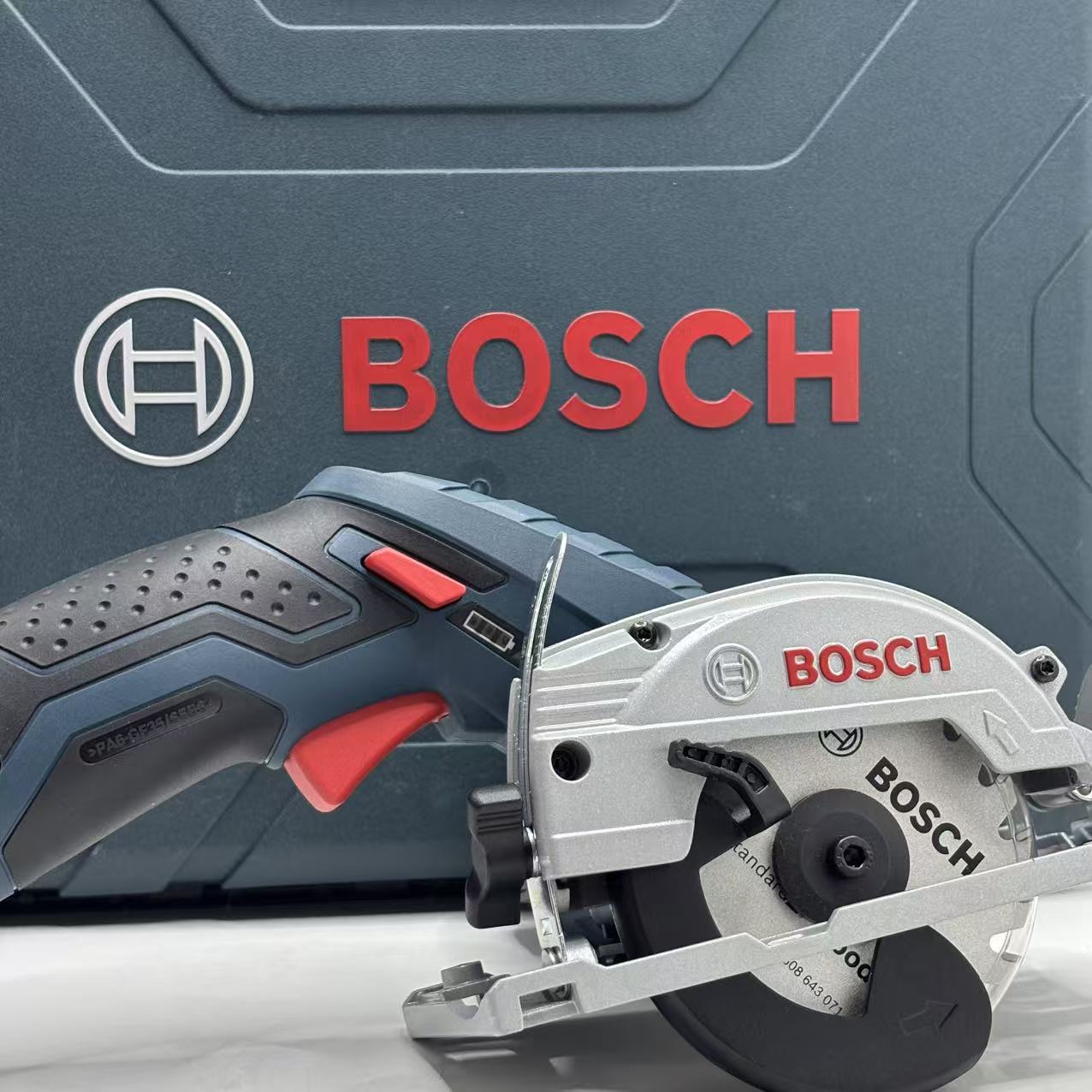 BOSCH GKS 12V-LI Cordless Elec - đánh giá và giá Woodworking Saw
