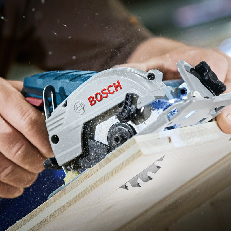 BOSCH GKS 12V-LI Electric Circ - đánh giá và giá Woodworking Saw